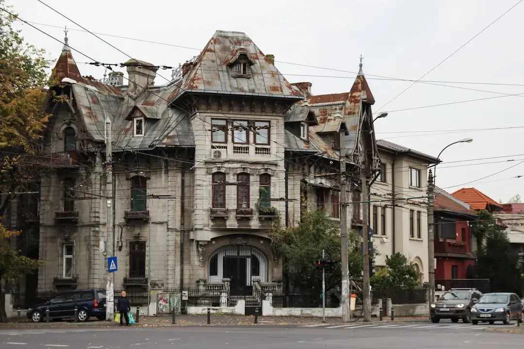 Autoritățile din București au avut parte de o noapte agitată