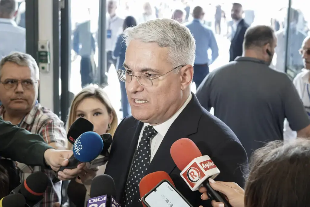 Bruxelles dă undă verde renegocierii, Pîslaru acuză PSD de sabotaj