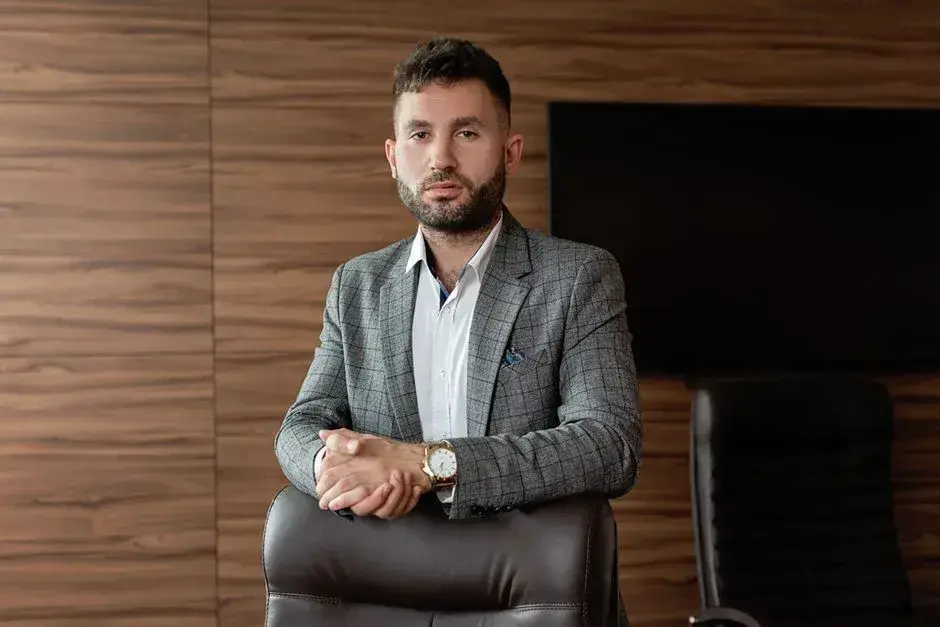David Popovici, gata de luptă pentru aur la Europenele de la Paris