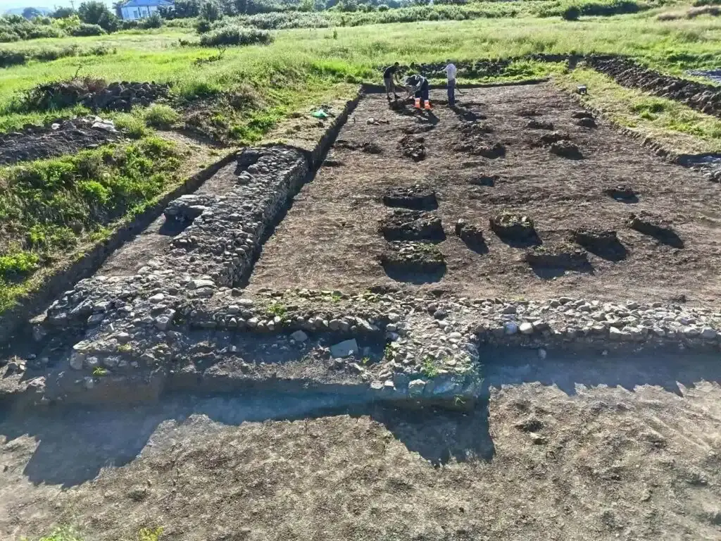 Descoperire istorică la Răcari: Secretele grânarului roman, scoase la lumină după 1.800 de ani
