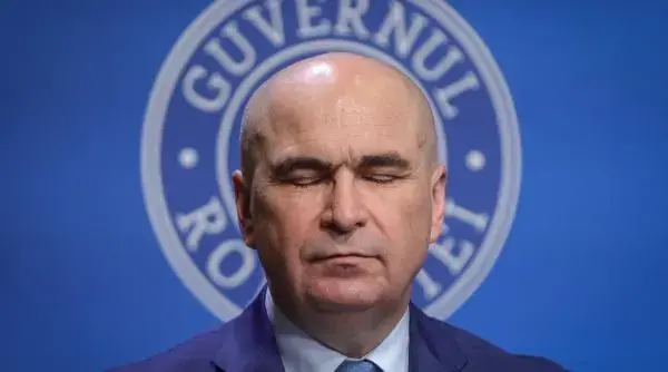 Guvernul propune suspendarea burselor sociale în vacanțe