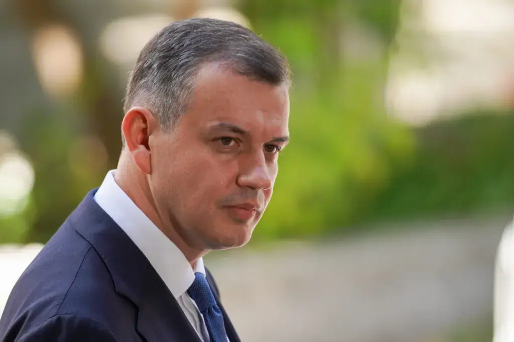 Întârzierea numirii premierului, o strategie matematică a președintelui