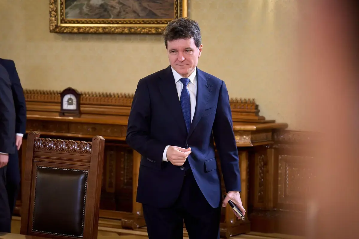 Președintele Dan, prins în capcana PSD