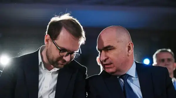Tensiuni între PNL și USR după decizia CCR privind amendamentul Fritz, Chirieac arată singura legătură