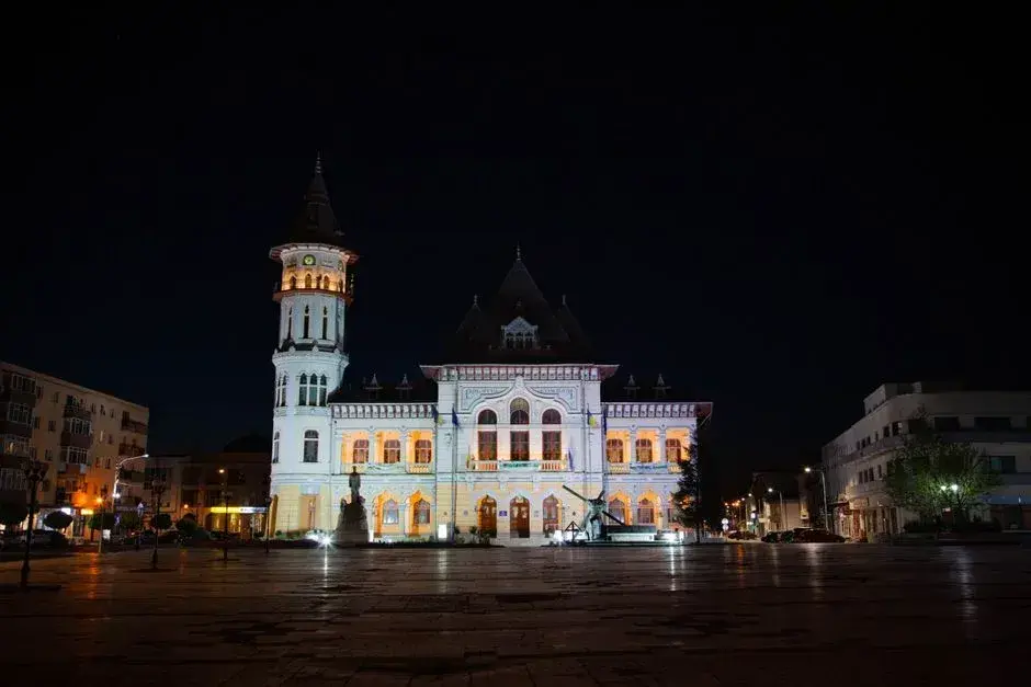 Tribunalul Ilfov suspendă sancțiunile aplicate susținătorilor lui Alin Veștea din PNL