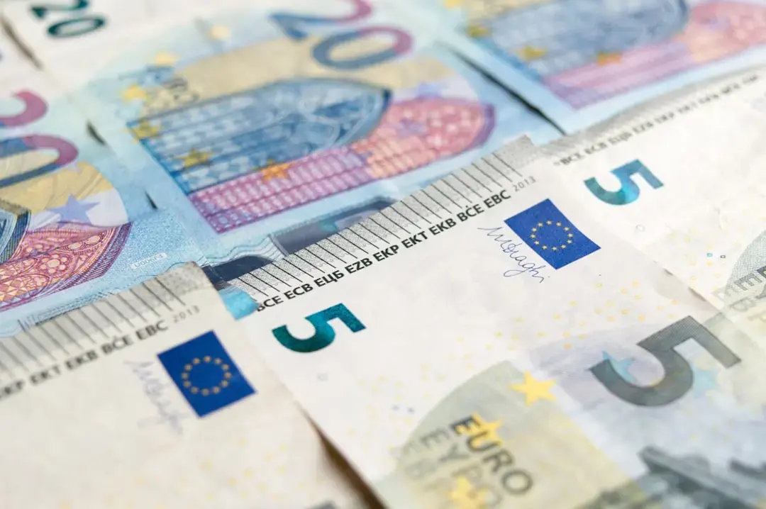 Un milion de euro despăgubiri pentru întârzierea certificatului de urbanism
