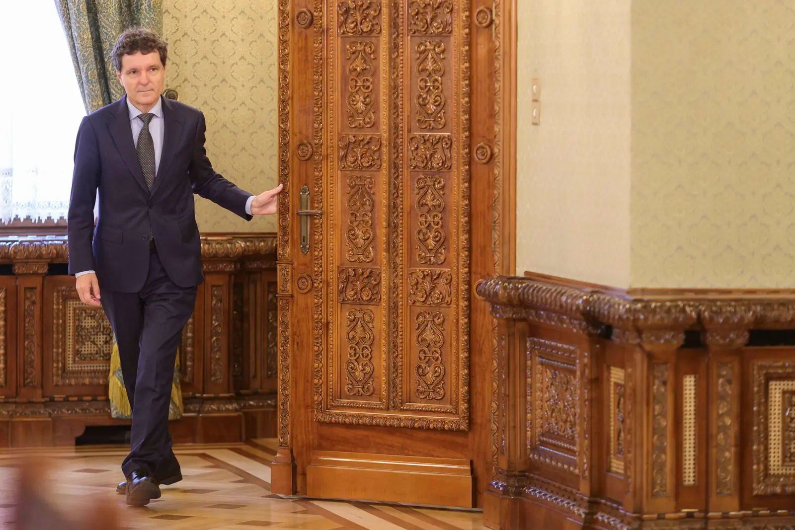 Nicușor Dan poate declanșa alegeri anticipate dacă le consideră necesare