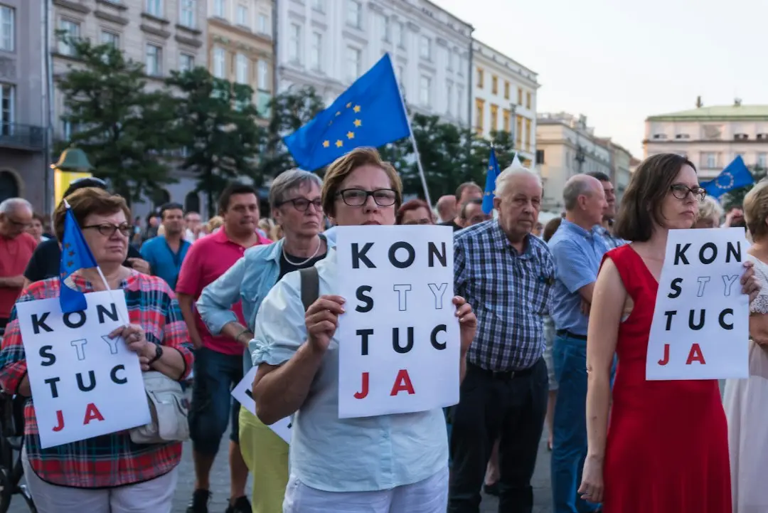Avocații și contractele: Adevărul despre noua propunere UNBR