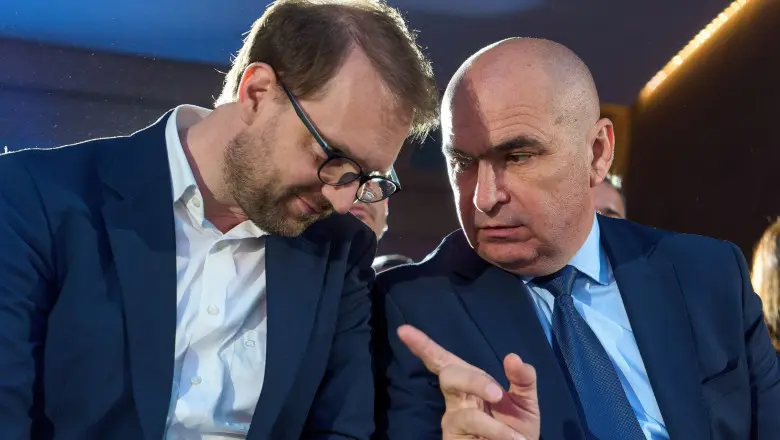 Bolojan construiește o alianță de dreapta pentru 2028, cu USR și Orban