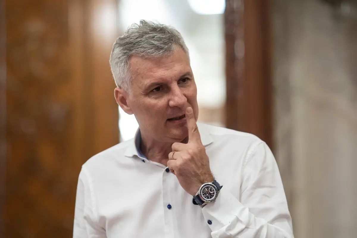 Daniel Zamfir acuză termitele din Ministerul Economiei și le cere socoteală foștilor miniștri