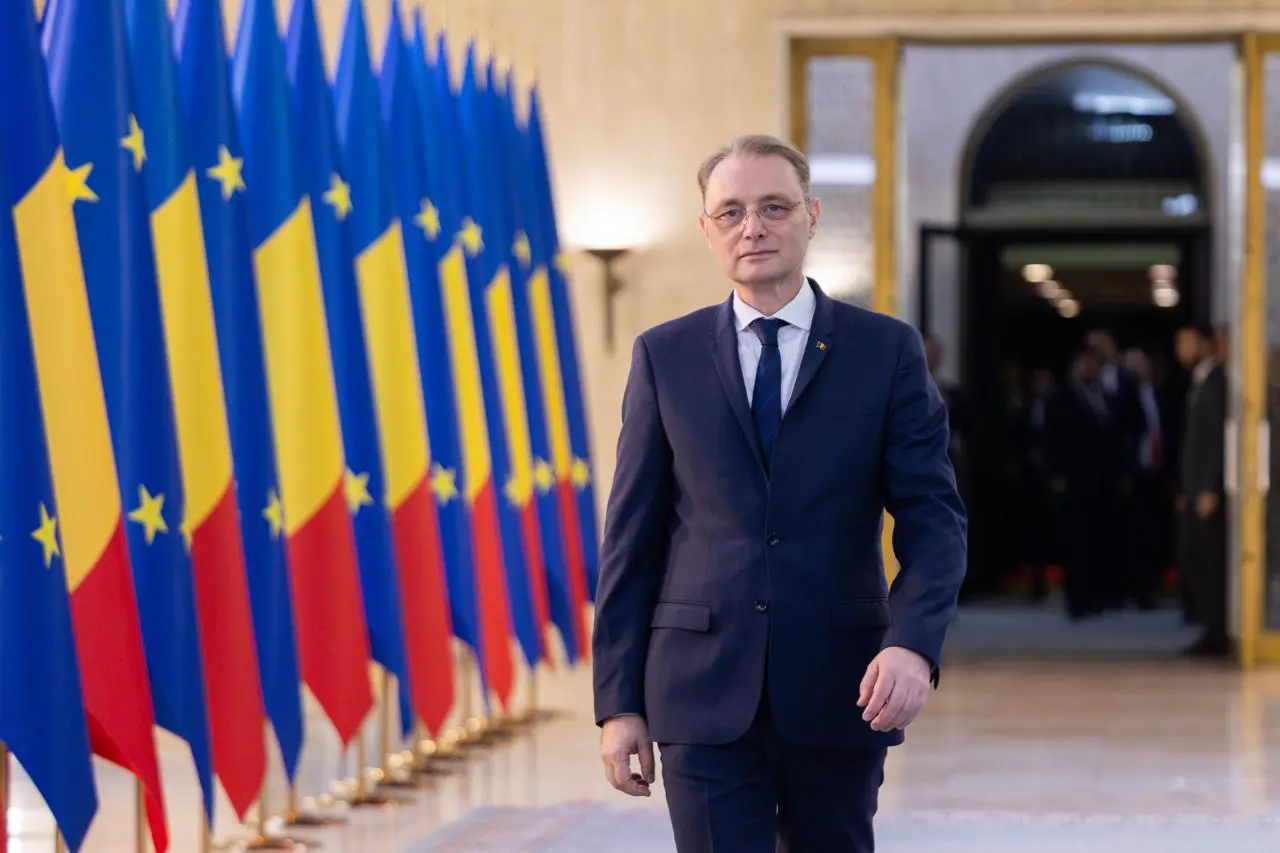 Alarmă în presa externă după instalarea Guvernului Niculescu: România, pe un butoi cu pulbere politică?