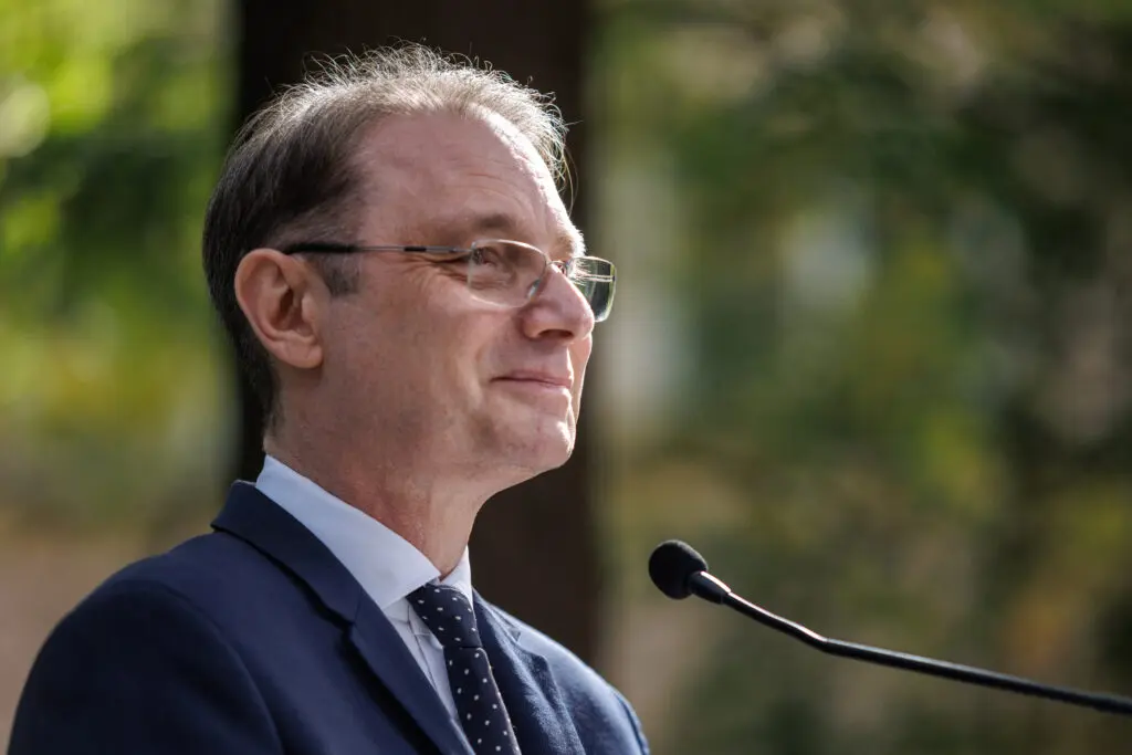 Luca Niculescu: Capacitatea de ascultare și dialog, cheia pentru susținerea partidelor