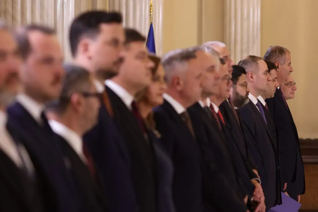 Luca Niculescu și startul de la zero: prima zi a noului guvern