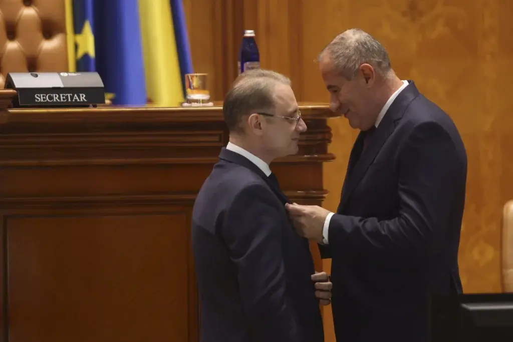 Guvernul Niculescu: Oricând, Marian Neacșu devine 'super-vicepremier' cu puteri extinse