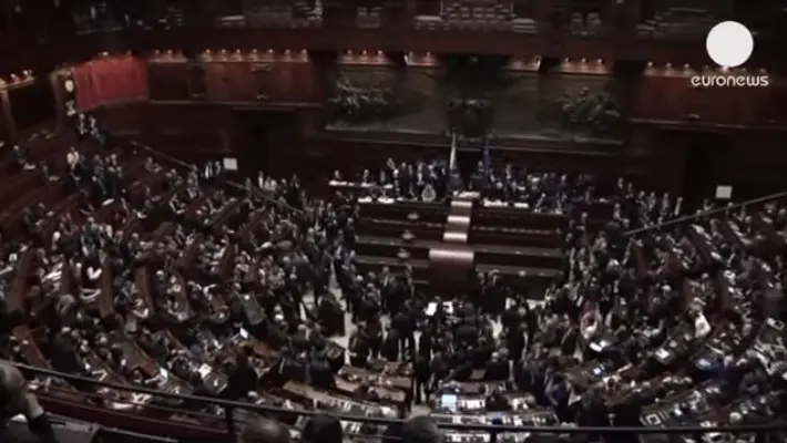 Meloni a câștigat bătălia legii electorale: Parlamentul a aprobat noul sistem