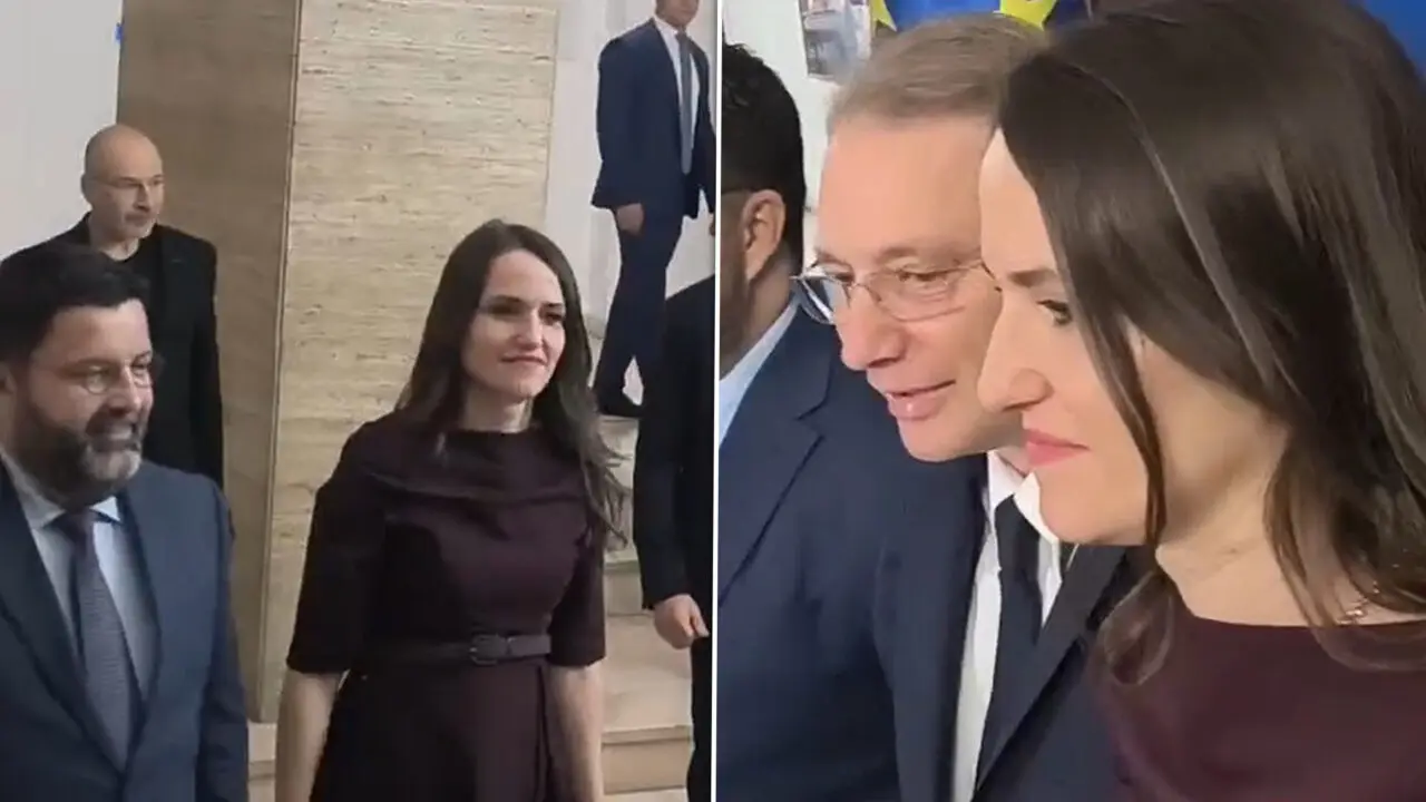 Oana Țoiu nu l-a lăsat pe noul premier Luca Niculescu să facă declarații la MAE. L-a luat de lângă jurnaliști și l-a