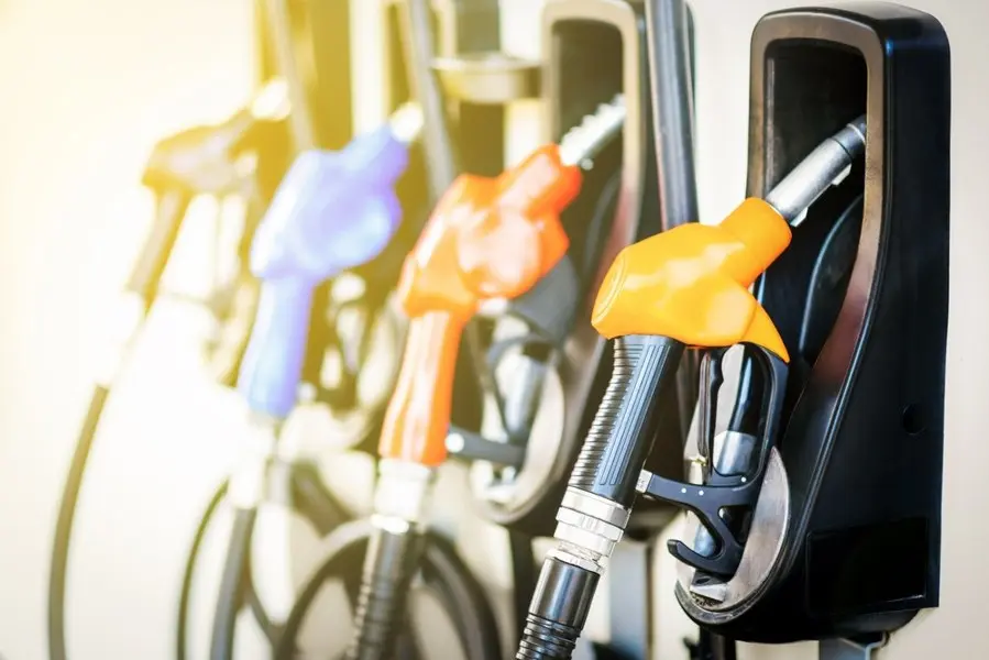 Plafonarea prețurilor la carburanți va fi prelungită până la 31 ianuarie 2027