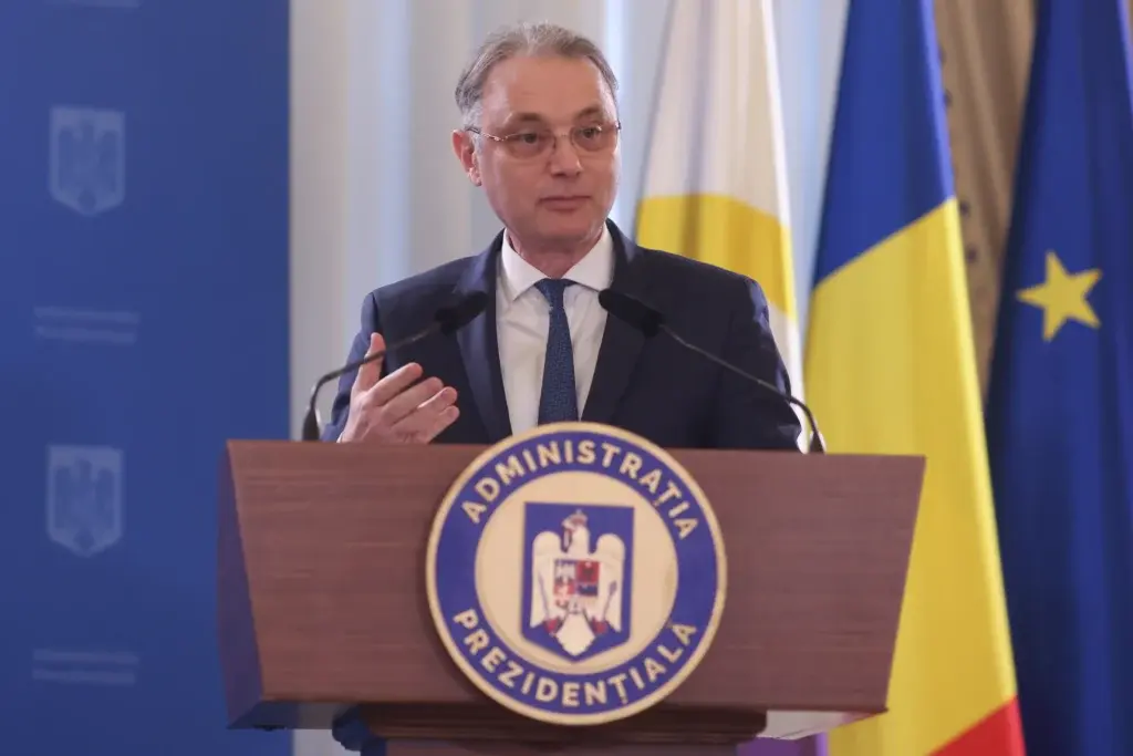 Premierul Luca Niculescu avertizează: două pericole majore amenințează România
