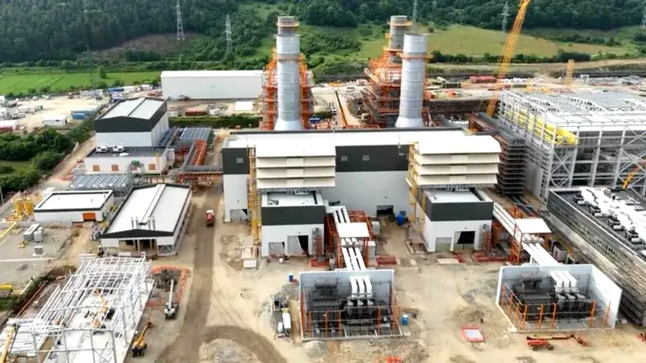 Prima turbină pe gaz a Centralei de la Mintia a fost sincronizată și a atins 135 MW