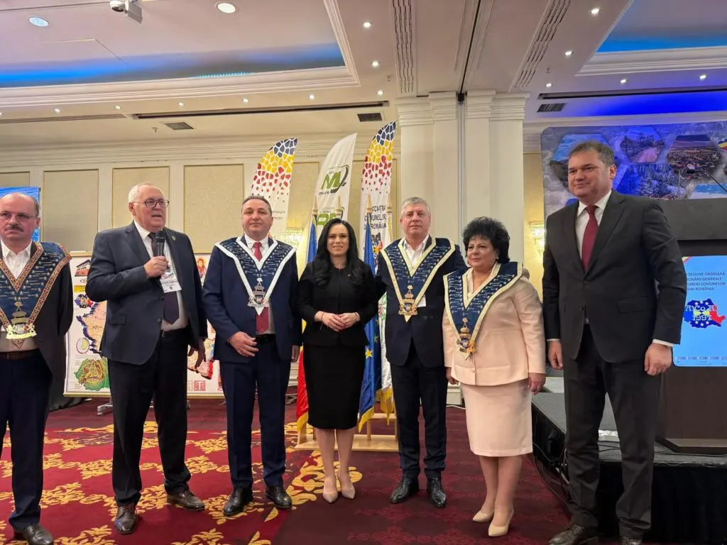Primarii cer un guvern cu puteri depline, iar vremea rea agravează criza