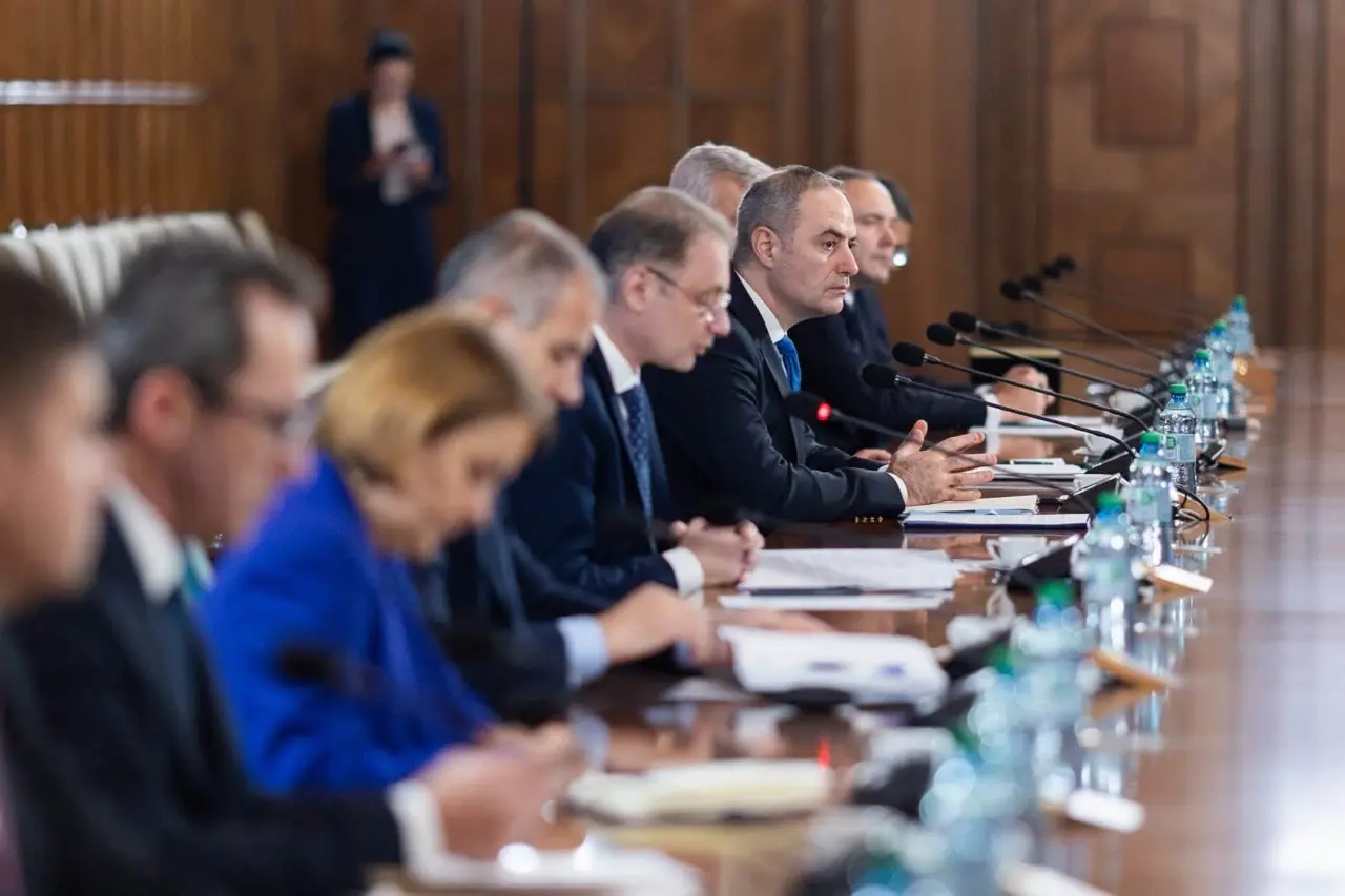 Rectificarea bugetară 2026: Sănătatea primește cei mai mulți