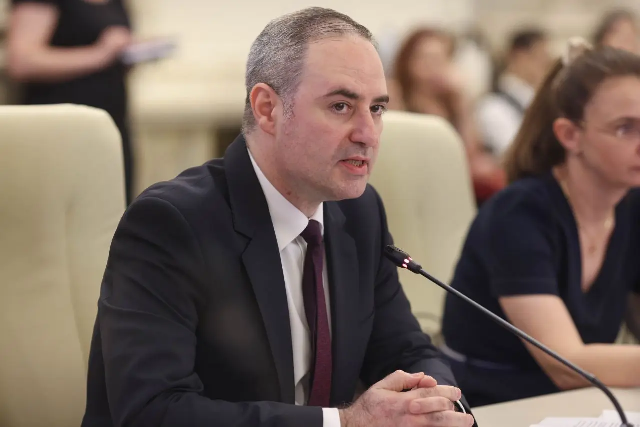 Alexandru Nazare anunță că România a încasat peste 300 de milioane de euro, restanță din Cererea de plată 3 din PNRR