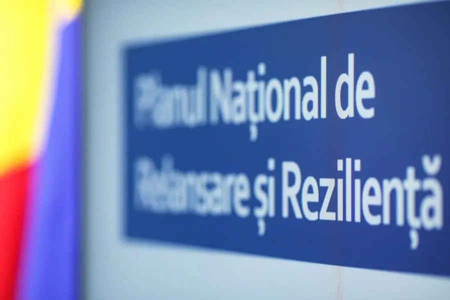 România riscă să piardă fondurile europene din PNRR din cauza birocrației
