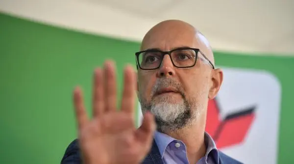 UDMR începe negocierile cu Niculescu pentru formarea noului guvern