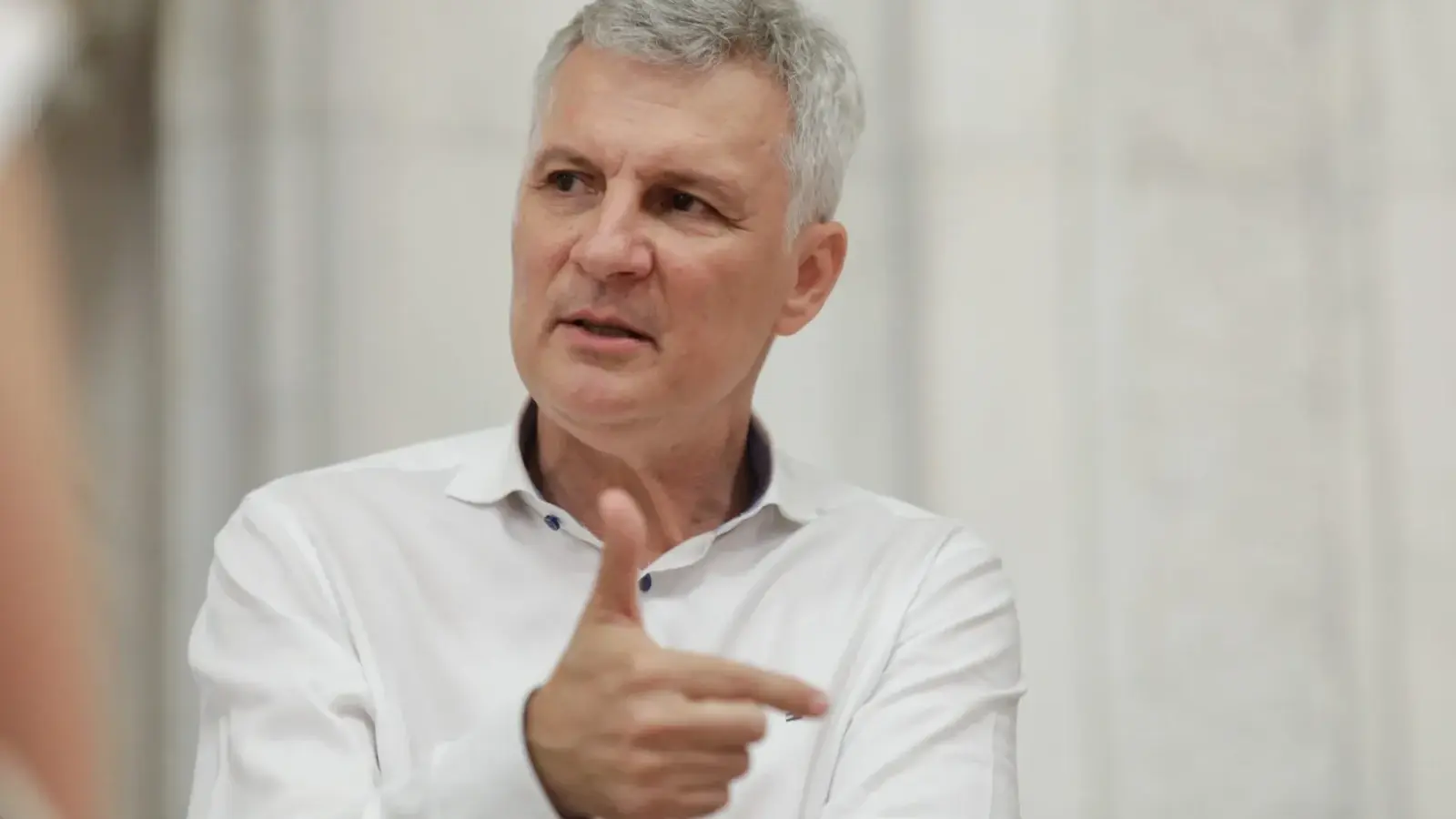 Zamfir la USR: Verificări masive la Economie și demisie la secretariat